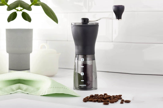 WHY IS IT IMPORTANT TO GRIND YOUR COFFEE RIGHT BEFORE BREWING? 🤓💎🍒