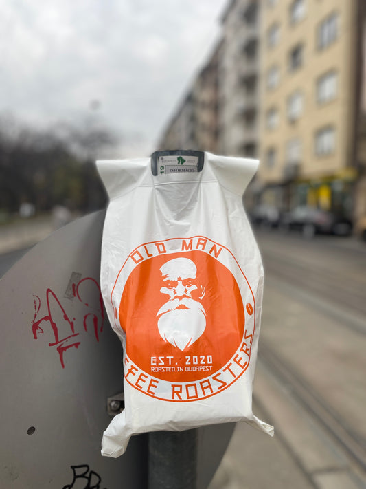 WE OFFER COMPLETELY FREE SHIPPING SERVICES THROUGHOUT HUNGARY!
